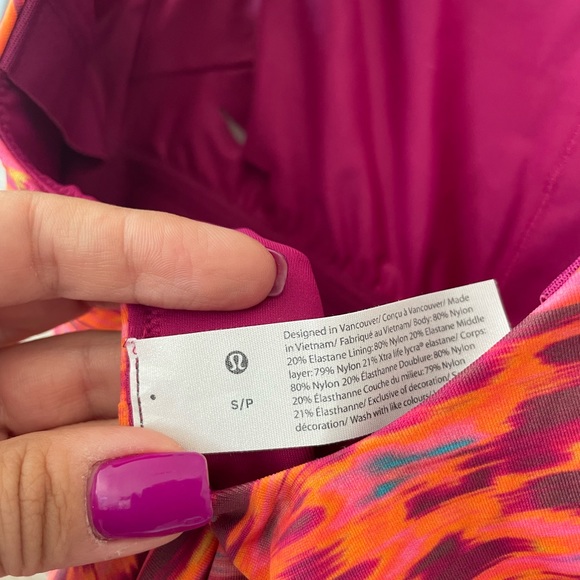 Lululemon swimsuit - Picture 7 of 7